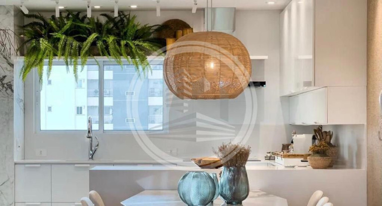 Imagem Apartamento com 4 Quartos à Venda, 151 m² em Centro - Balneário Camboriú Imagem Apartamento com 4 Quartos à Venda, 151 m² em Centro - Balneário Camboriú