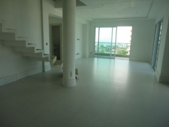 Apartamento com 3 Quartos à Venda, 216 m² em Jardim Virginia - Guarujá