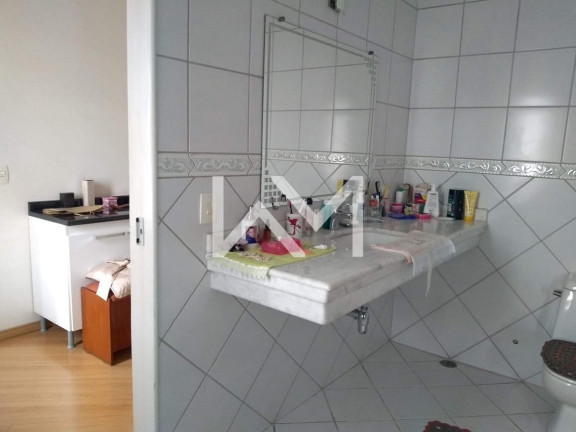 Imagem Sobrado com 3 Quartos à Venda, 305 m² em Jardim Santa Clara - Guarulhos Imagem Sobrado com 3 Quartos à Venda, 305 m² em Jardim Santa Clara - Guarulhos
