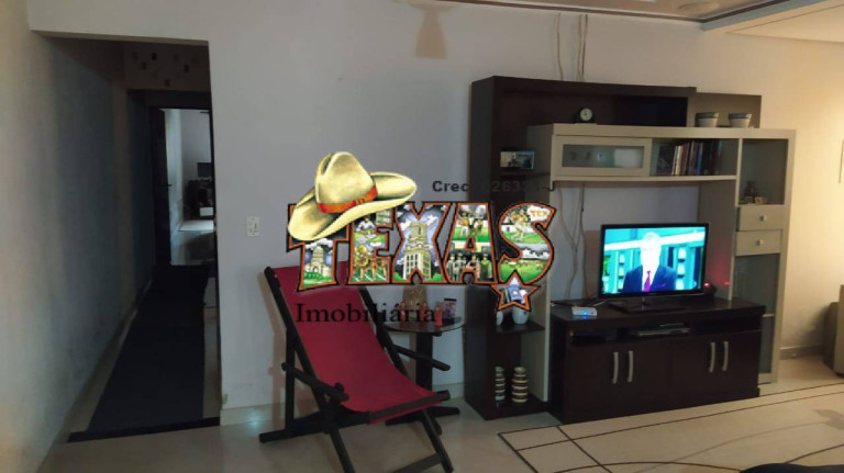 Imagem Casa com 3 Quartos à Venda, 370 m² em Vila Mogilar - Mogi Das Cruzes