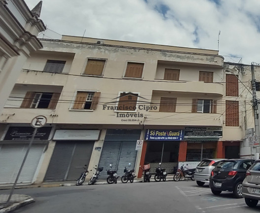 Apartamento com 2 Quartos à Venda, 75 m² em Centro - Guaratinguetá