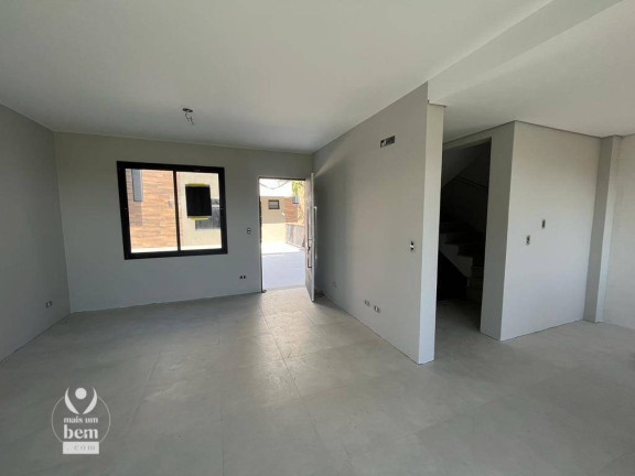 Sobrado com 3 Quartos à Venda, 131 m² em Pilarzinho - Curitiba