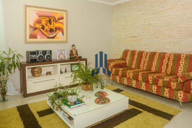 Imagem Casa com 3 Quartos à Venda, 379 m² em Santa Felicidade - Curitiba Imagem Casa com 3 Quartos à Venda, 379 m² em Santa Felicidade - Curitiba