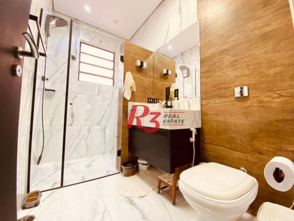 Imagem Casa com 3 Quartos à Venda, 140 m² em Gonzaga - Santos Imagem Casa com 3 Quartos à Venda, 140 m² em Gonzaga - Santos