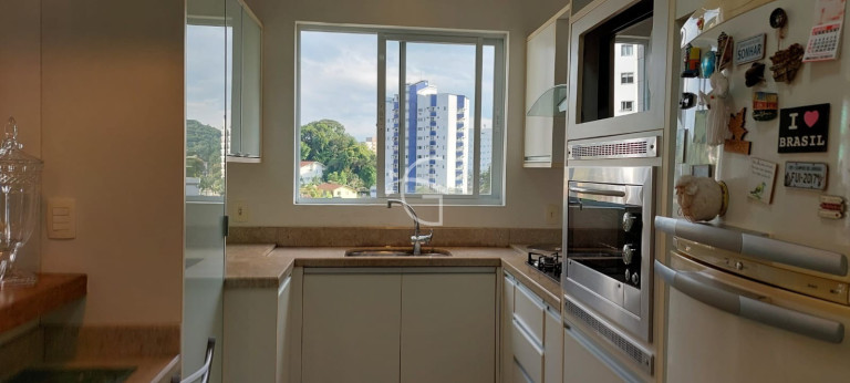 Imagem Apartamento com 3 Quartos à Venda, 115 m² em Atiradores - Joinville