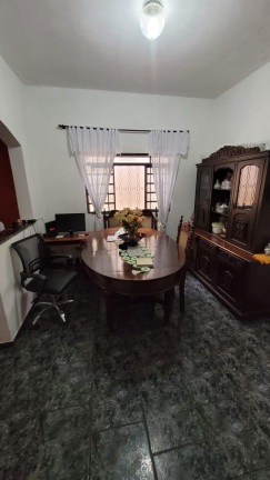 Casa com 3 Quartos à Venda, 154 m² em Conjunto Residencial Araretama - Pindamonhangaba