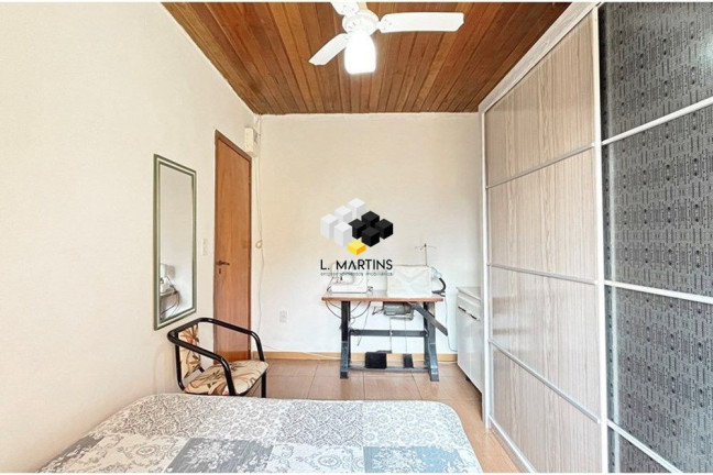 Imagem Casa com 2 Quartos à Venda, 101 m² em Vila Nova - Porto Alegre Imagem Casa com 2 Quartos à Venda, 101 m² em Vila Nova - Porto Alegre