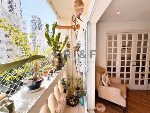 Imagem Apartamento com 3 Quartos à Venda, 126 m² em Itaim Bibi - São Paulo Imagem Apartamento com 3 Quartos à Venda, 126 m² em Itaim Bibi - São Paulo