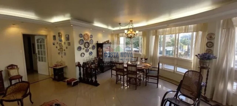 Imagem Apartamento com 3 Quartos à Venda, 221 m²