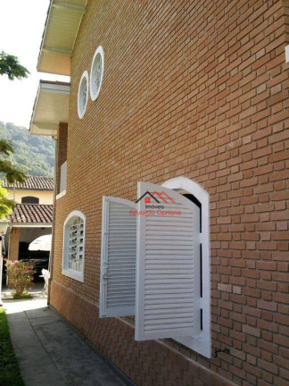 Imagem Sobrado com 4 Quartos à Venda, 218 m² em Massaguaçu - Caraguatatuba