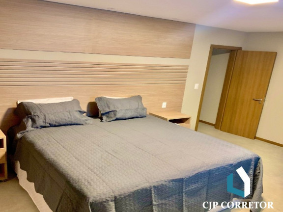 Imagem Casa com 6 Quartos à Venda, 439 m² em Praia Do Forte - Praia Do Forte Imagem Casa com 6 Quartos à Venda, 439 m² em Praia Do Forte - Praia Do Forte