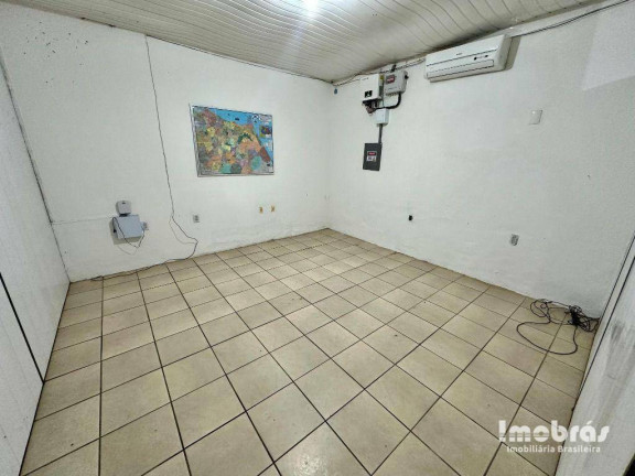 Imagem Galpão para Alugar, 732 m² em Coaçu - Eusébio Imagem Galpão para Alugar, 732 m² em Coaçu - Eusébio