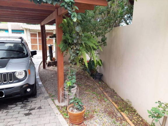 Imagem Casa com 3 Quartos à Venda, 160 m² em Rio Vermelho - Florianópolis Imagem Casa com 3 Quartos à Venda, 160 m² em Rio Vermelho - Florianópolis