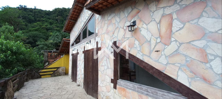 Imagem Sobrado com 3 Quartos à Venda, 120 m² em Toque-toque Pequeno - São Sebastião Imagem Sobrado com 3 Quartos à Venda, 120 m² em Toque-toque Pequeno - São Sebastião