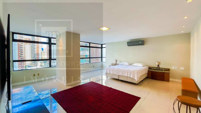 Imagem Apartamento com 5 Quartos à Venda, 388 m² em Meireles - Fortaleza Imagem Apartamento com 5 Quartos à Venda, 388 m² em Meireles - Fortaleza
