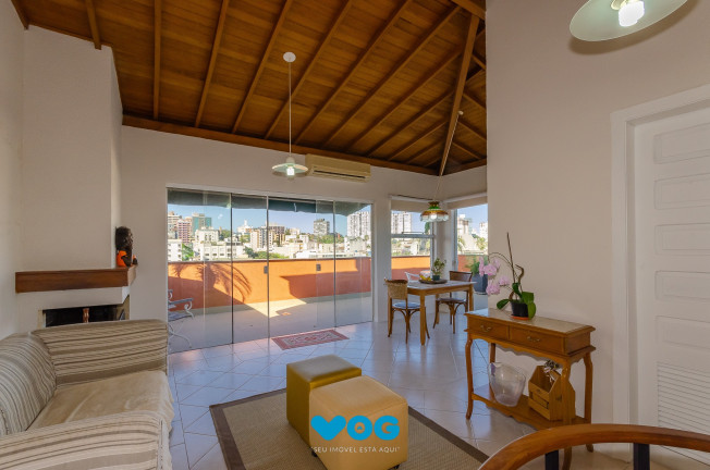 Imagem Imóvel com 2 Quartos à Venda, 151 m² em Petrópolis - Porto Alegre