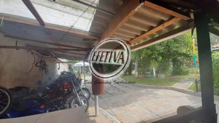 Imagem Casa com 5 Quartos à Venda, 200 m² em Balneário Caravela I - Matinhos Imagem Casa com 5 Quartos à Venda, 200 m² em Balneário Caravela I - Matinhos
