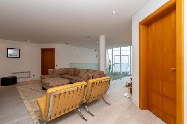 Imagem Casa com 5 Quartos à Venda, 621 m² em Santa Felicidade - Curitiba Imagem Casa com 5 Quartos à Venda, 621 m² em Santa Felicidade - Curitiba