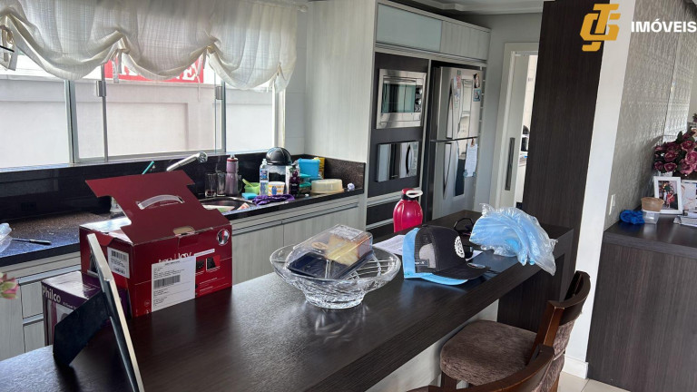 Imagem Casa com 3 Quartos à Venda, em Salseiros - Itajaí Imagem Casa com 3 Quartos à Venda, em Salseiros - Itajaí