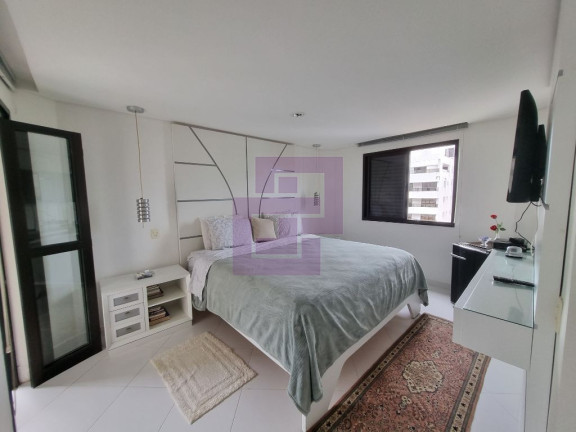 Imagem Apartamento com 3 Quartos à Venda, 230 m² em Pitangueiras - Guarujá