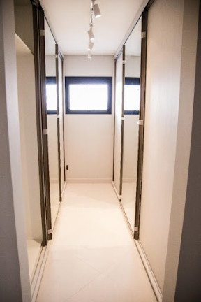 Imagem Sobrado com 5 Quartos à Venda, 700 m² em Jardim Das Colinas - São José Dos Campos