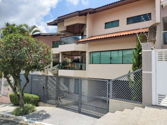 Sobrado com 3 Quartos à Venda, 340 m² em São Roque - São Roque