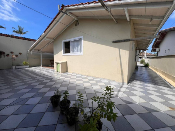 Imagem Casa com 2 Quartos à Venda, 90 m² em Centro - Balneário Barra Do Sul Imagem Casa com 2 Quartos à Venda, 90 m² em Centro - Balneário Barra Do Sul