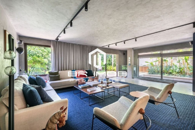 Imagem Casa com 3 Quartos à Venda, 628 m² em Alto De Pinheiros - São Paulo
