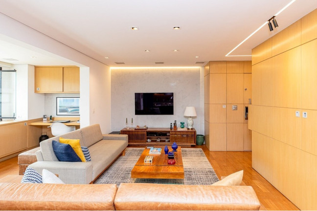 Apartamento com 3 Quartos à Venda, 137 m² em Moema - São Paulo