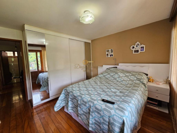 Imagem Casa com 4 Quartos à Venda, 1.380 m² em Comary - Teresópolis Imagem Casa com 4 Quartos à Venda, 1.380 m² em Comary - Teresópolis