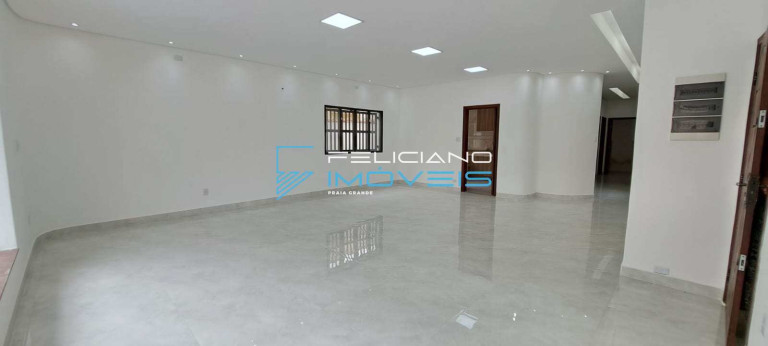 Imagem Casa com 3 Quartos à Venda, 194 m² em Canto Do Forte - Praia Grande