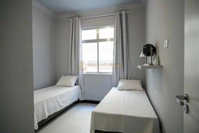 Imagem Apartamento com 3 Quartos à Venda, 75 m² em Copacabana - Rio De Janeiro Imagem Apartamento com 3 Quartos à Venda, 75 m² em Copacabana - Rio De Janeiro