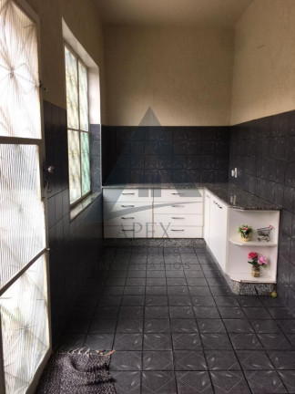 Imagem Casa com 3 Quartos à Venda, 516 m² em Campo Grande - Rio De Janeiro