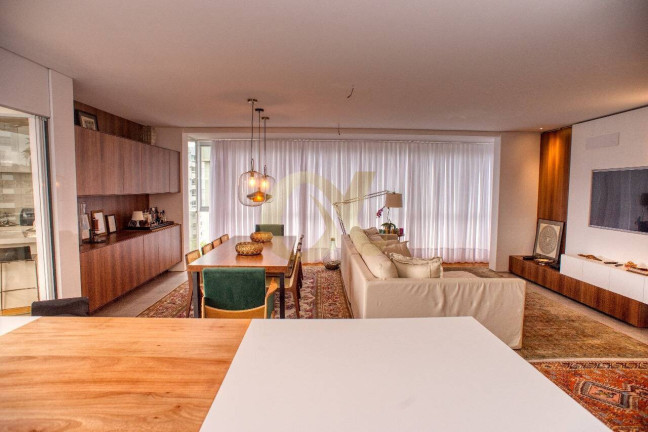 Imagem Apartamento para Alugar, 240 m² em Glória - Joinville