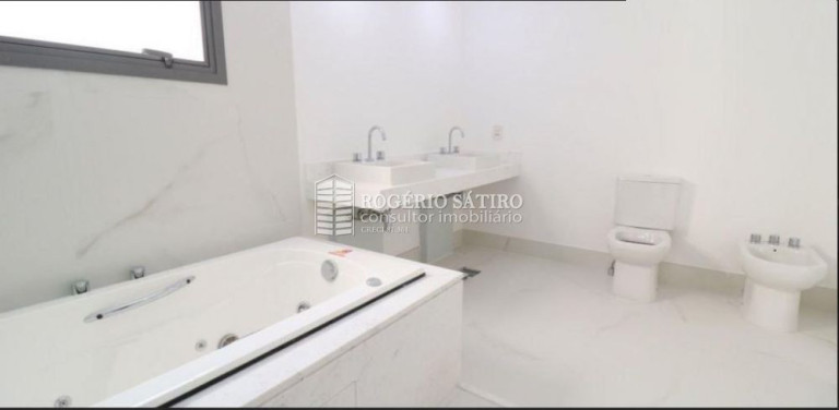 Imagem Apartamento com 4 Quartos à Venda, 244 m² em Moema - São Paulo Imagem Apartamento com 4 Quartos à Venda, 244 m² em Moema - São Paulo