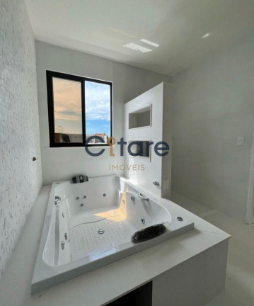 Imagem Casa com 5 Quartos à Venda, 460 m² em Cidade Alpha - Eusébio Imagem Casa com 5 Quartos à Venda, 460 m² em Cidade Alpha - Eusébio