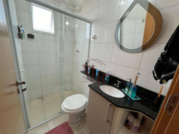 Imagem Apartamento com 2 Quartos à Venda, 38 m² em Vila Guilhermina - Praia Grande