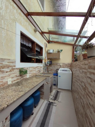 Imagem Casa com 4 Quartos à Venda, 123 m² em Araras - Teresópolis Imagem Casa com 4 Quartos à Venda, 123 m² em Araras - Teresópolis