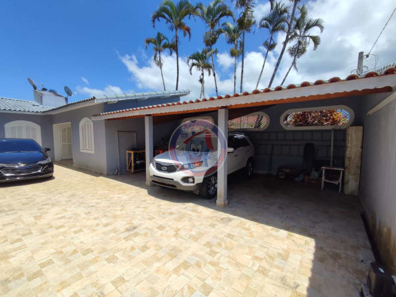 Imagem Casa com 3 Quartos à Venda, 430 m² em Flórida - Praia Grande Imagem Casa com 3 Quartos à Venda, 430 m² em Flórida - Praia Grande