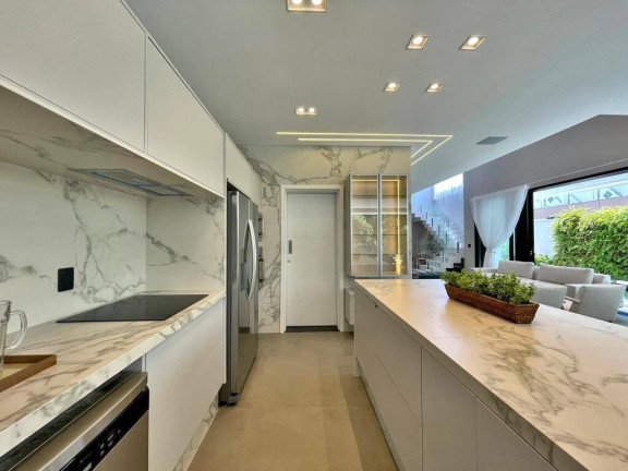 Imagem Casa com 5 Quartos à Venda, em Bertioga - Bertioga Imagem Casa com 5 Quartos à Venda, em Bertioga - Bertioga