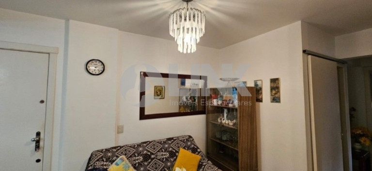 Imagem Apartamento com 3 Quartos à Venda, 65 m² em Vila Ipiranga - Porto Alegre Imagem Apartamento com 3 Quartos à Venda, 65 m² em Vila Ipiranga - Porto Alegre
