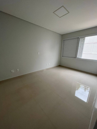 Imagem Sobrado com 3 Quartos à Venda, 187 m² em Pioneiros Catarinenses - Cascavel Imagem Sobrado com 3 Quartos à Venda, 187 m² em Pioneiros Catarinenses - Cascavel