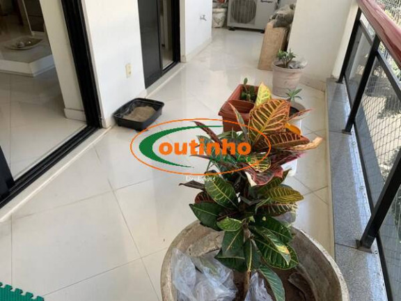 Imagem Cobertura com 3 Quartos à Venda, 256 m² em Tijuca - Rio De Janeiro Imagem Cobertura com 3 Quartos à Venda, 256 m² em Tijuca - Rio De Janeiro