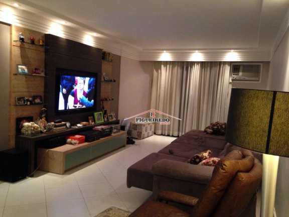 Imagem Apartamento com 3 Quartos à Venda, 160 m² em Canto Do Forte - Praia Grande