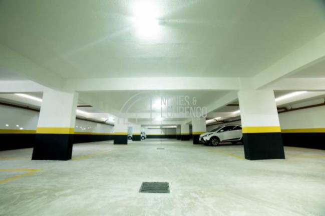 Imagem Apartamento com 3 Quartos à Venda, 131 m² em Encruzilhada - Santos Imagem Apartamento com 3 Quartos à Venda, 131 m² em Encruzilhada - Santos
