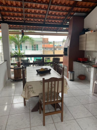 Imagem Casa com 8 Quartos à Venda, 280 m² em Nações - Balneário Camboriú
