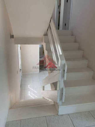 Imagem Casa com 4 Quartos à Venda, 360 m² em Itaipu - Niterói Imagem Casa com 4 Quartos à Venda, 360 m² em Itaipu - Niterói