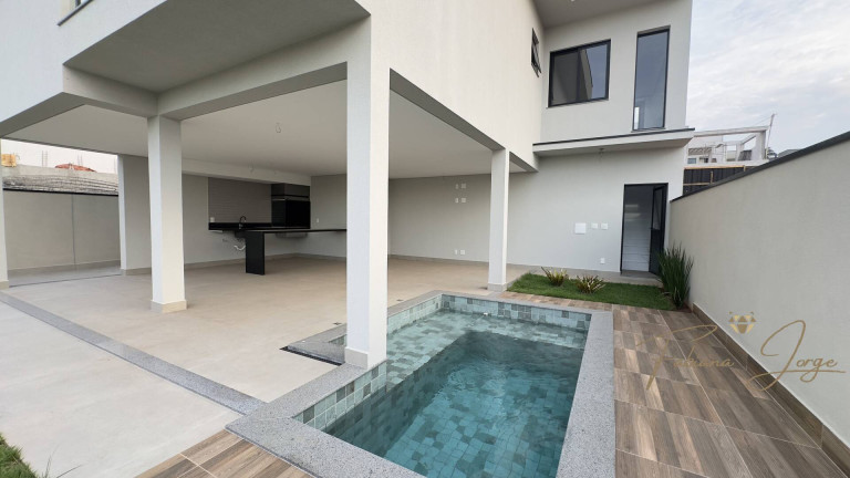 Imagem Casa com 3 Quartos à Venda, 347 m² em Jardim São Marcos - Valinhos