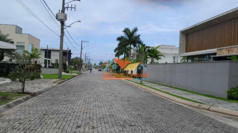 Imagem Casa com 4 Quartos à Venda, 221 m² em Massaguaçu - Caraguatatuba