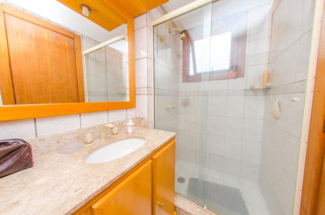 Imagem Apartamento com 3 Quartos à Venda, 87 m² em Petrópolis - Porto Alegre Imagem Apartamento com 3 Quartos à Venda, 87 m² em Petrópolis - Porto Alegre